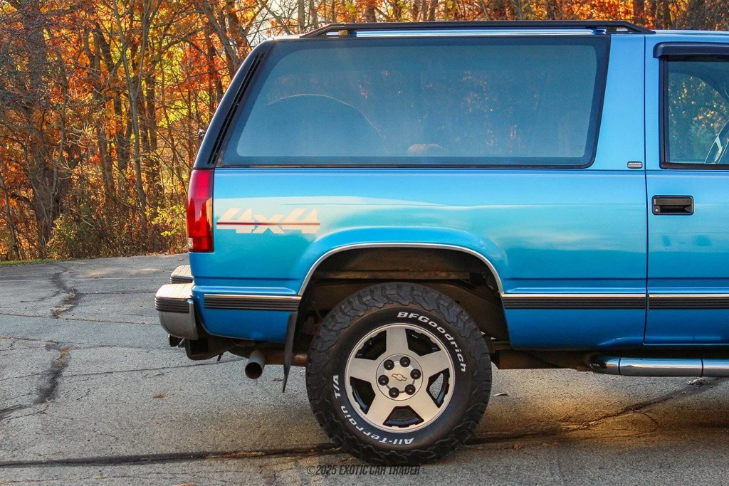 1993 Chevrolet K5 Blazer 3rd Gen - Image 10 of 12