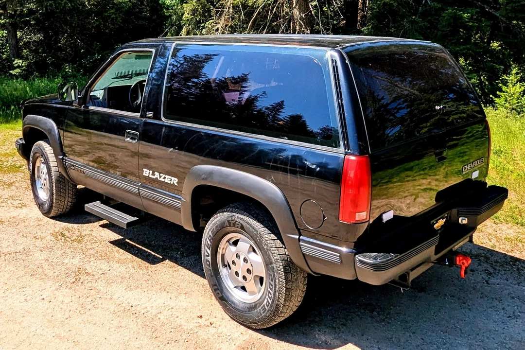 1993 Chevrolet Blazer - Image 4 of 31