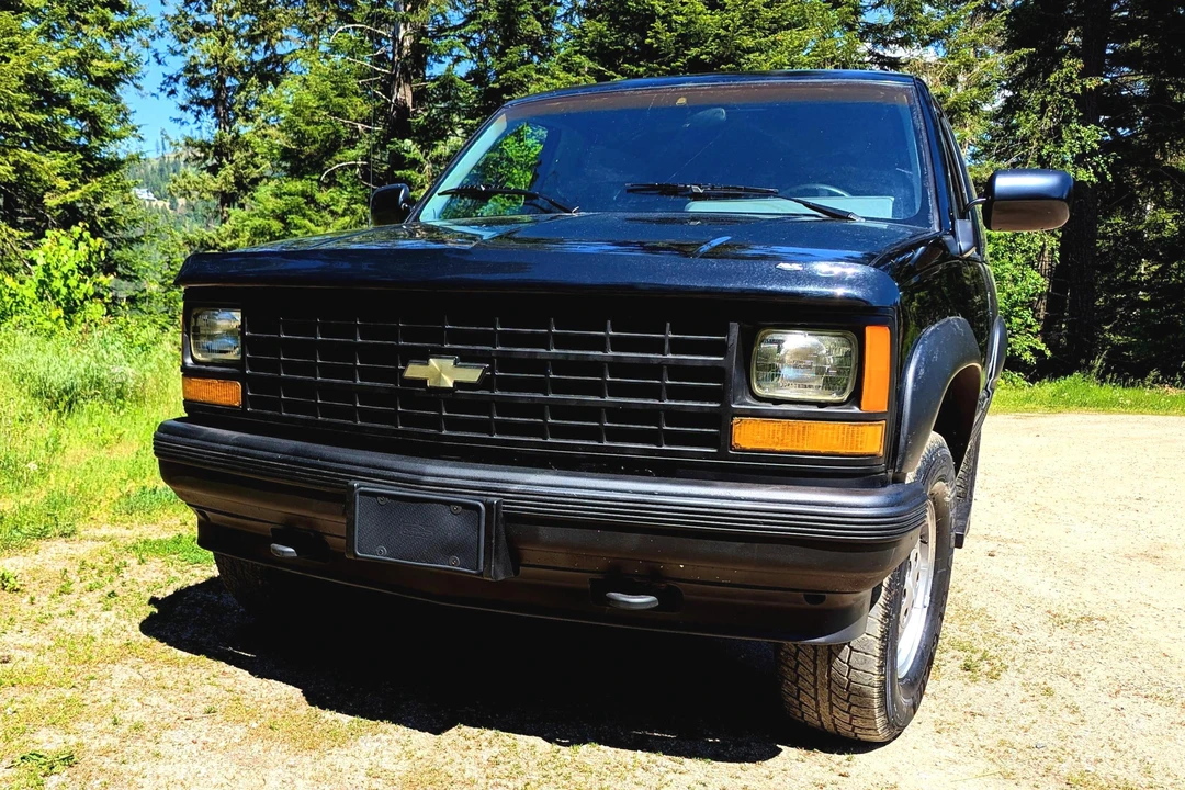 1993 Chevrolet Blazer - Image 2 of 31