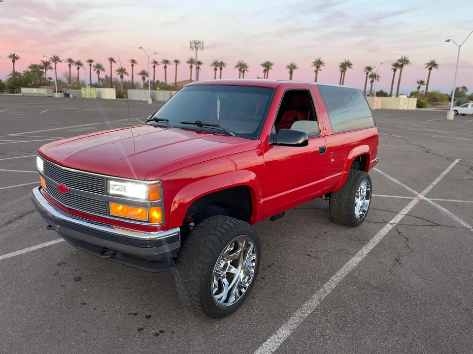 1993 Chevrolet K5 Blazer 3rd Gen - Image 7 of 31