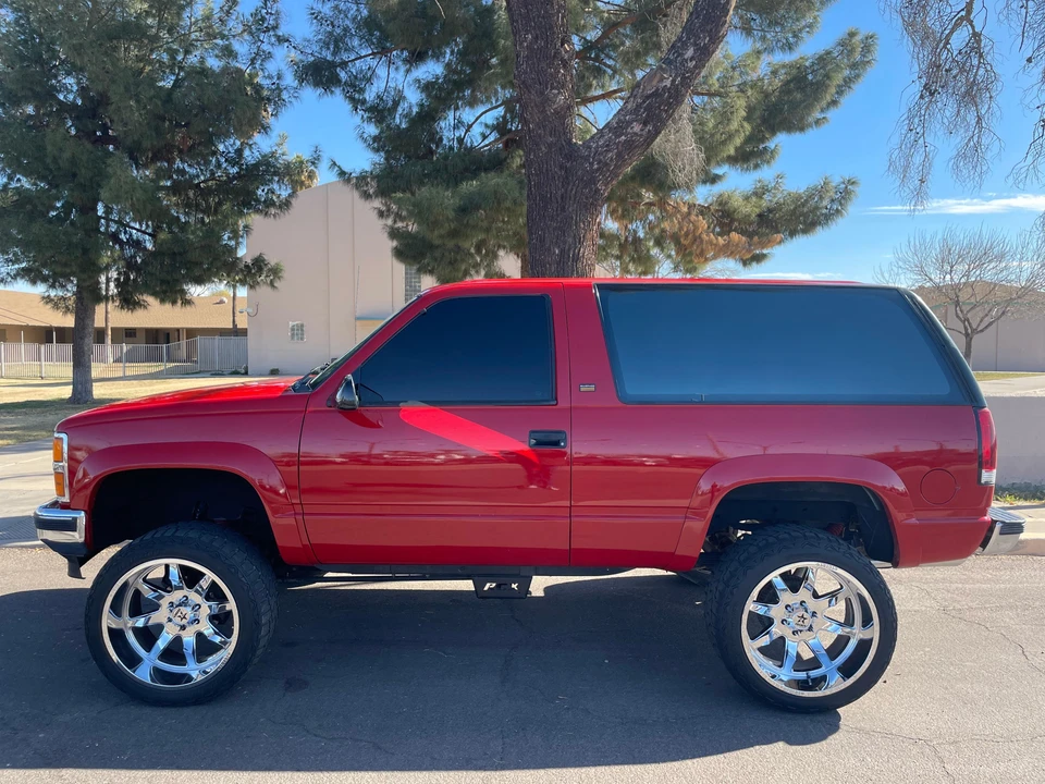 1993 Chevrolet K5 Blazer 3rd Gen - Image 9 of 31
