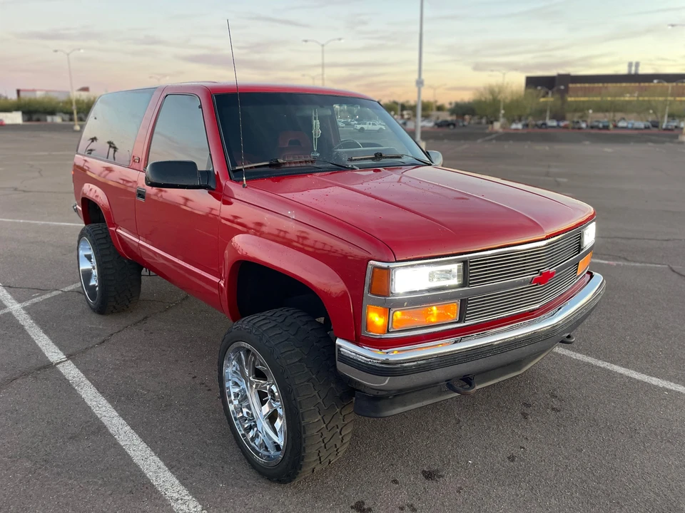 1993 Chevrolet K5 Blazer 3rd Gen - Image 18 of 31