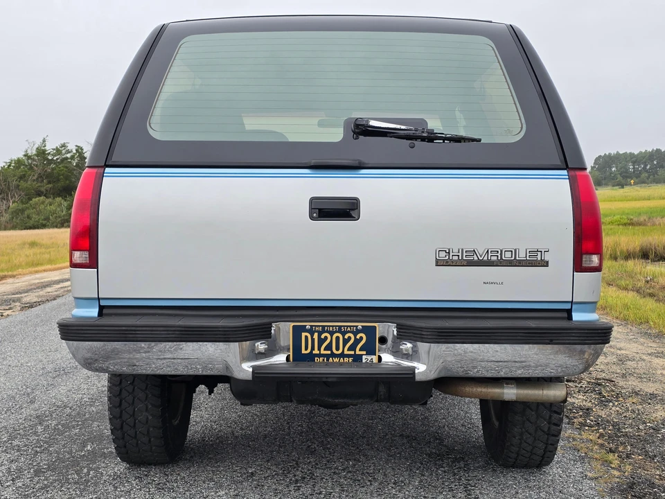1993 Chevrolet K5 Blazer 3rd Gen - Image 20 of 31