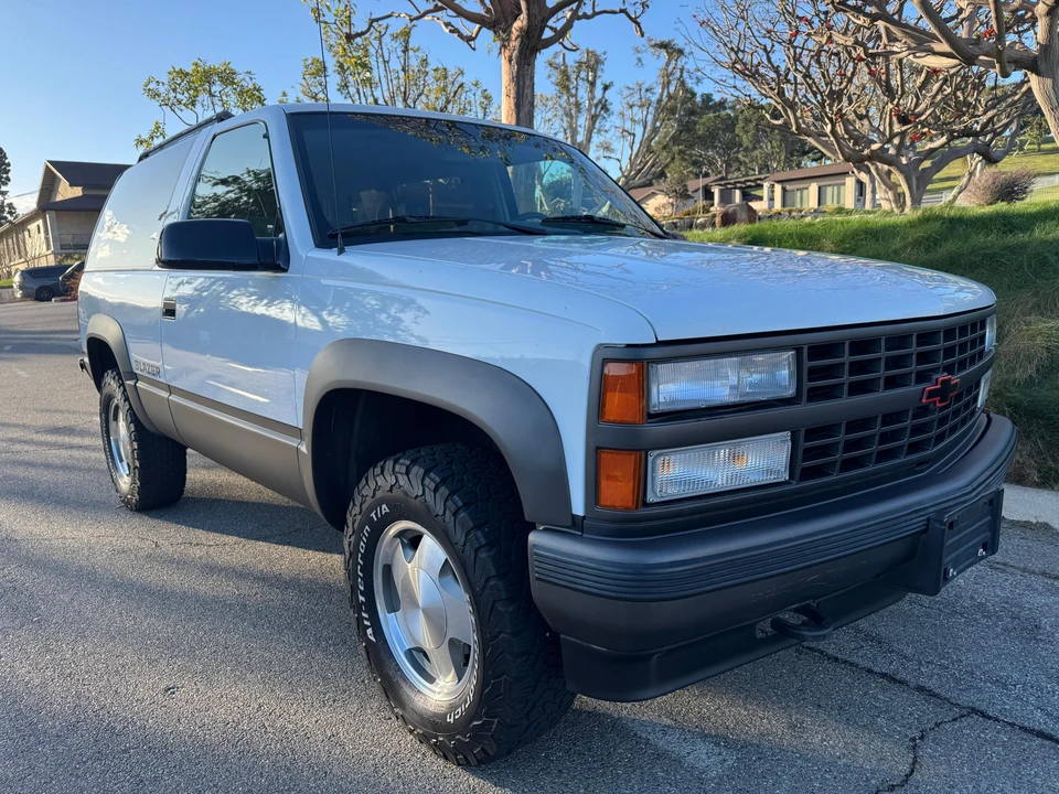 1993 Chevrolet K5 Blazer 3rd Gen - Image 11 of 31