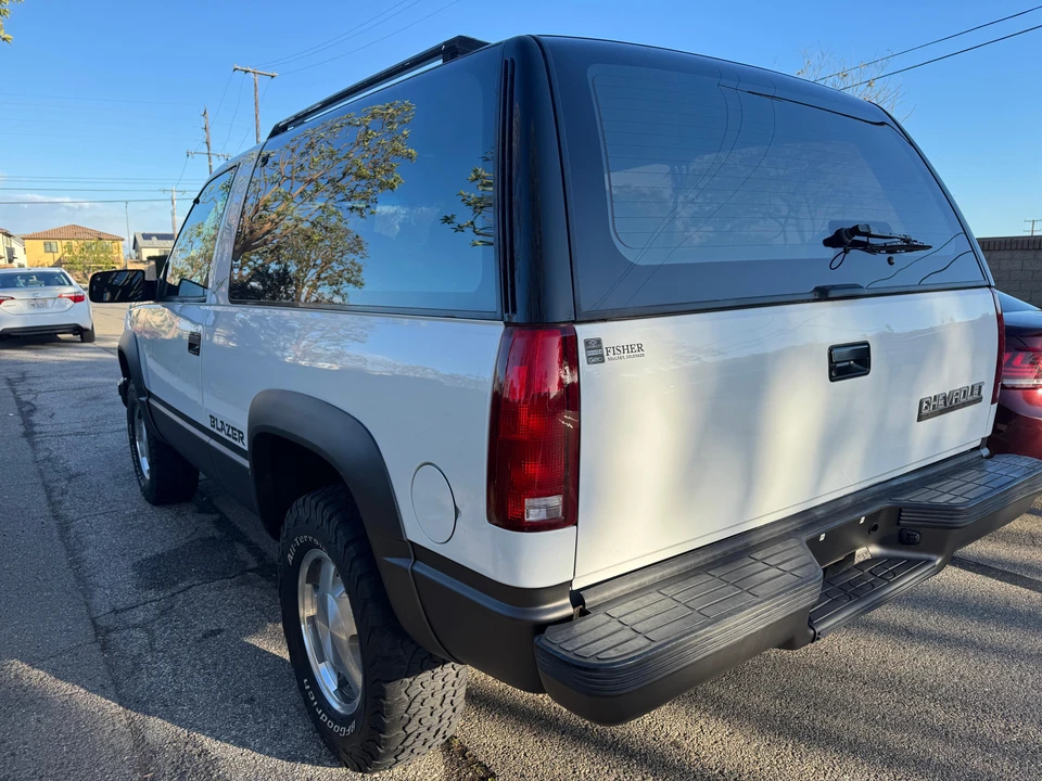 1993 Chevrolet K5 Blazer 3rd Gen - Image 8 of 31