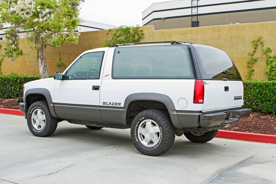 1993 Chevrolet K5 Blazer 3rd Gen - Image 6 of 31