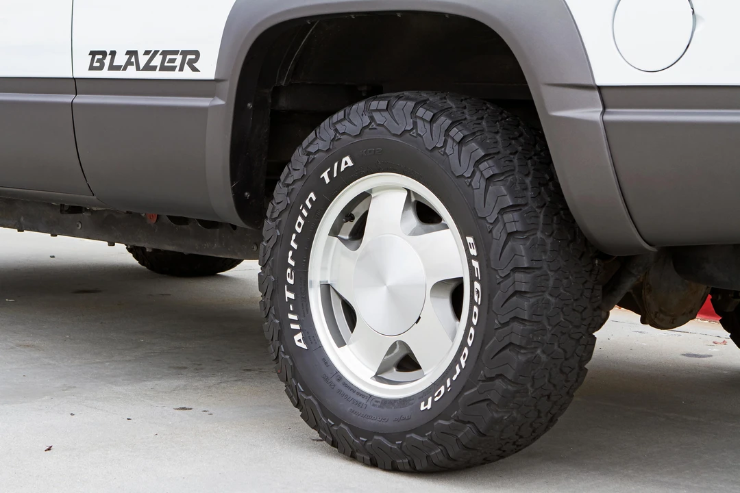 1993 Chevrolet K5 Blazer 3rd Gen - Image 26 of 31
