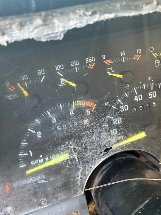 1993 Chevrolet K5 Blazer 3rd Gen - Image 10 of 13