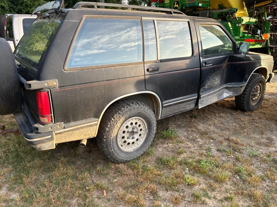1993 Chevrolet K5 Blazer 3rd Gen - Image 3 of 7