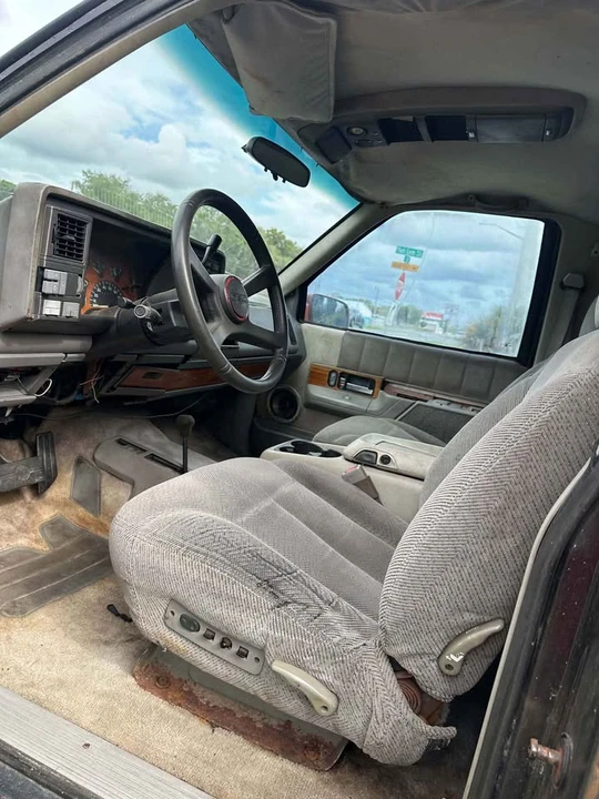1993 Chevrolet K5 Blazer 3rd Gen - Image 3 of 7