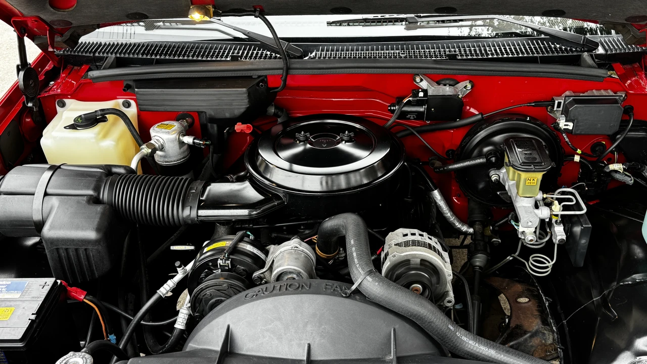 1993 Chevrolet C/K 4th Gen - Image 30 of 31