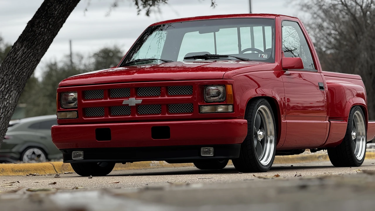 1993 Chevrolet C/K 4th Gen - Image 3 of 31