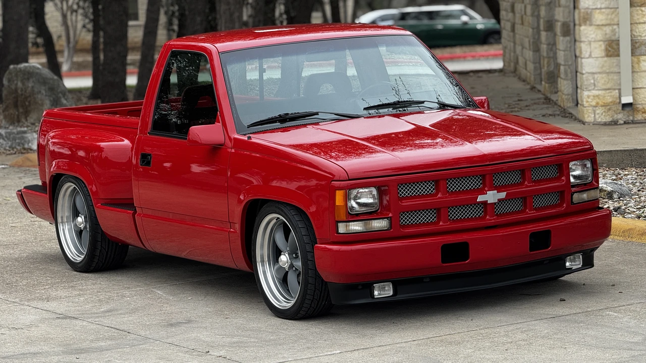 1993 Chevrolet C/K 4th Gen - Image 18 of 31