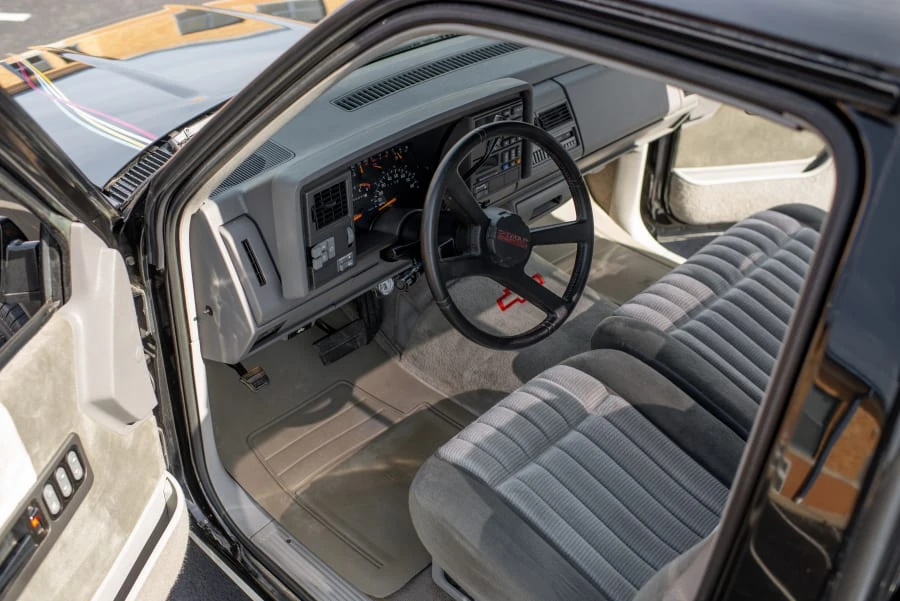 1993 Chevrolet C/K 4th Gen - Image 21 of 30