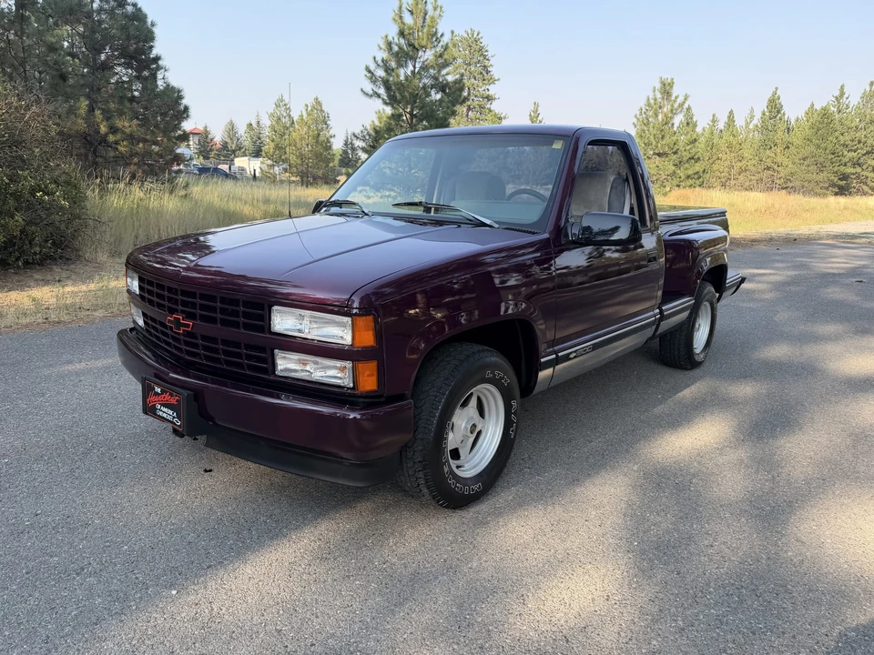1993 Chevrolet C/K 4th Gen - Image 4 of 31