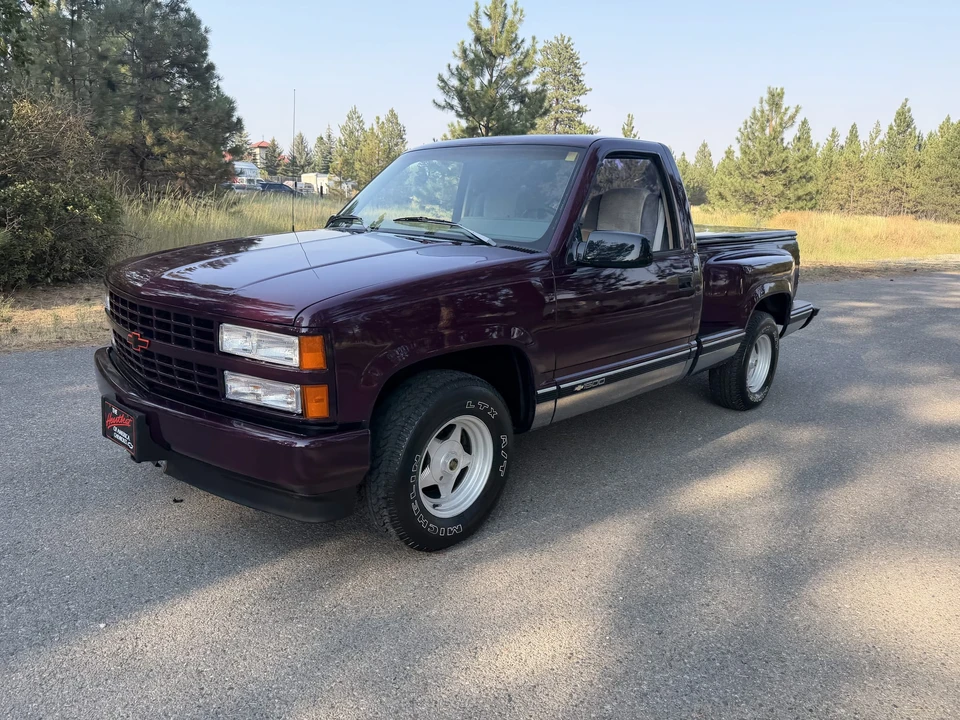 1993 Chevrolet C/K 4th Gen - Image 3 of 31