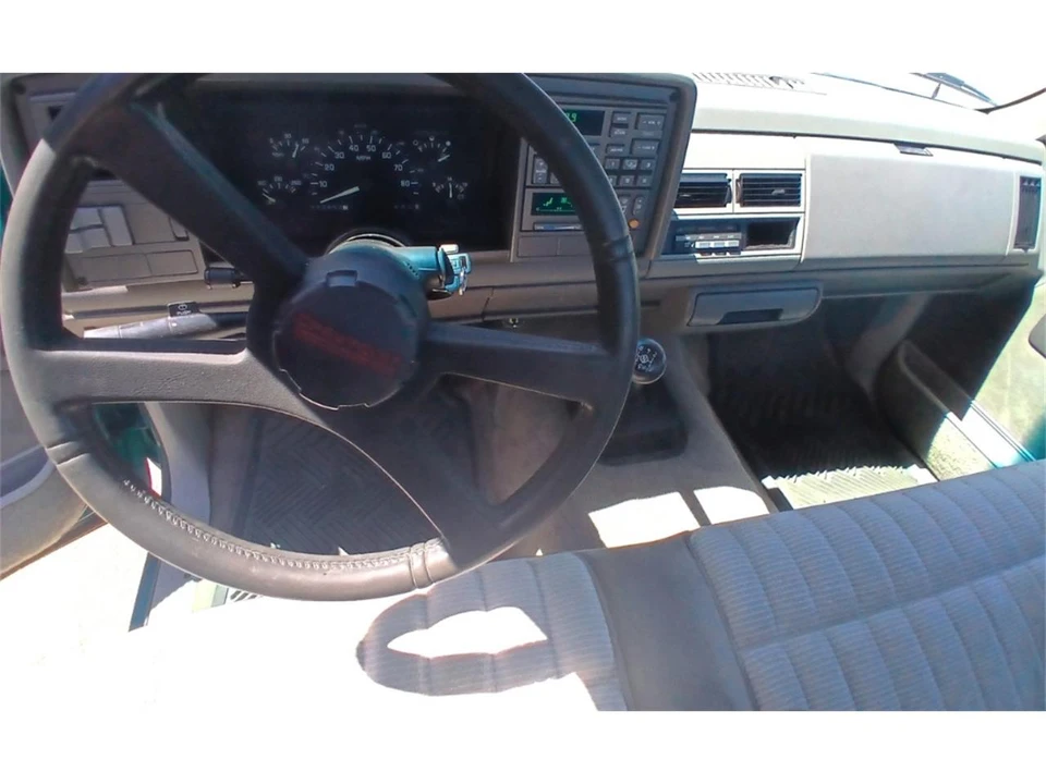 1993 Chevrolet C/K 4th Gen - Image 16 of 31