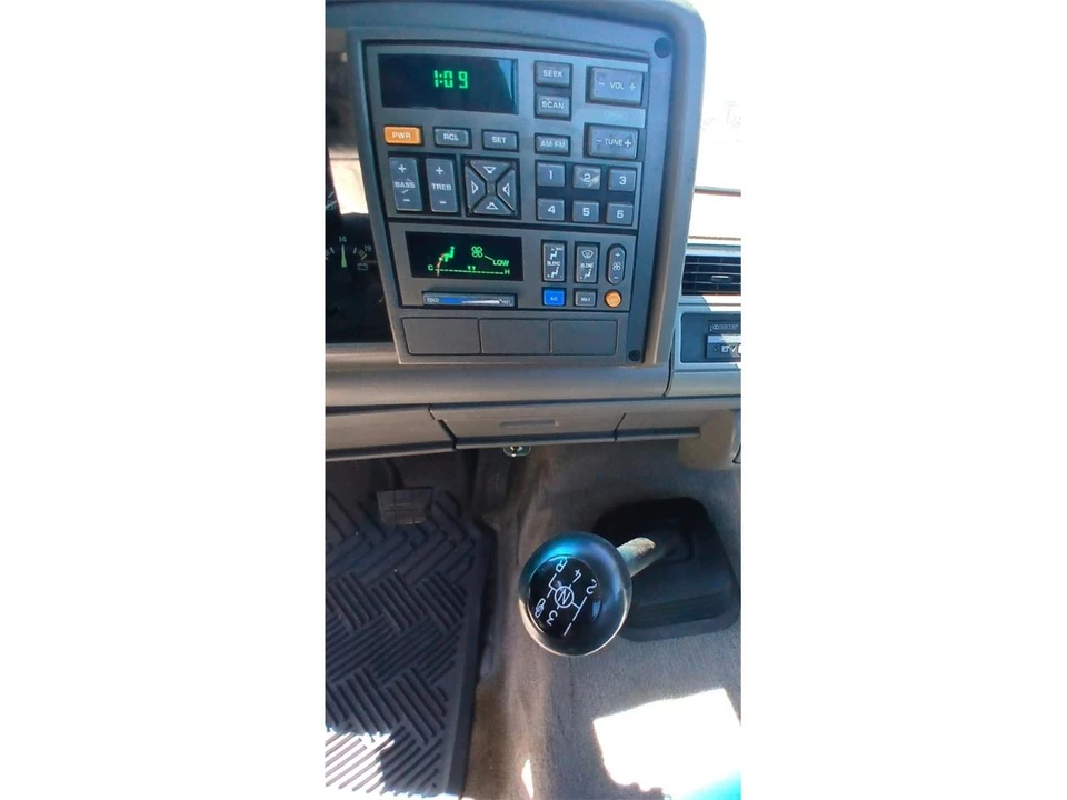 1993 Chevrolet C/K 4th Gen - Image 19 of 31