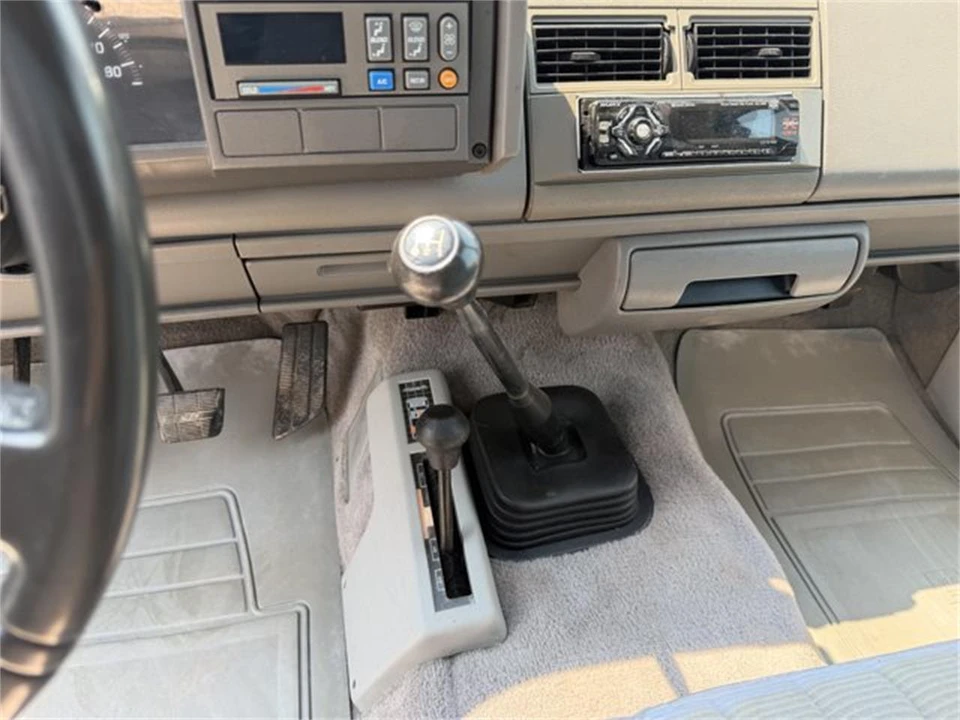 1993 Chevrolet C/K 4th Gen - Image 11 of 22