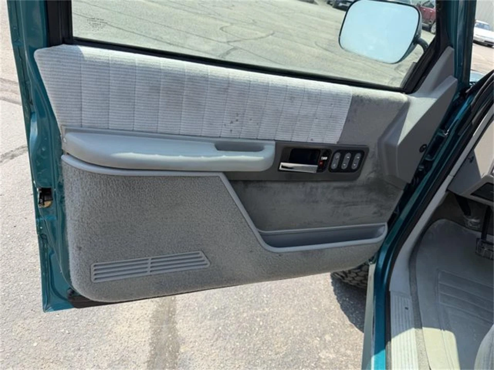 1993 Chevrolet C/K 4th Gen - Image 7 of 22