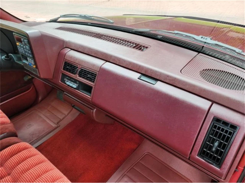 1993 Chevrolet C/K 4th Gen - Image 4 of 24
