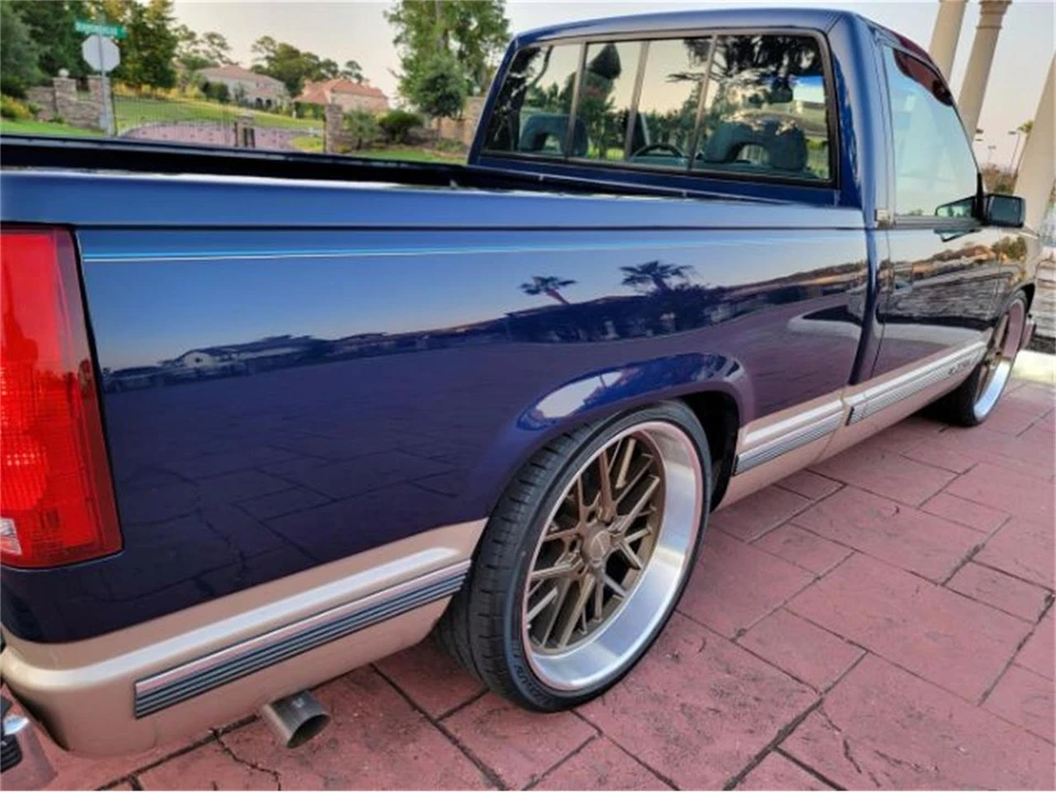 1993 Chevrolet C/K 4th Gen - Image 10 of 30