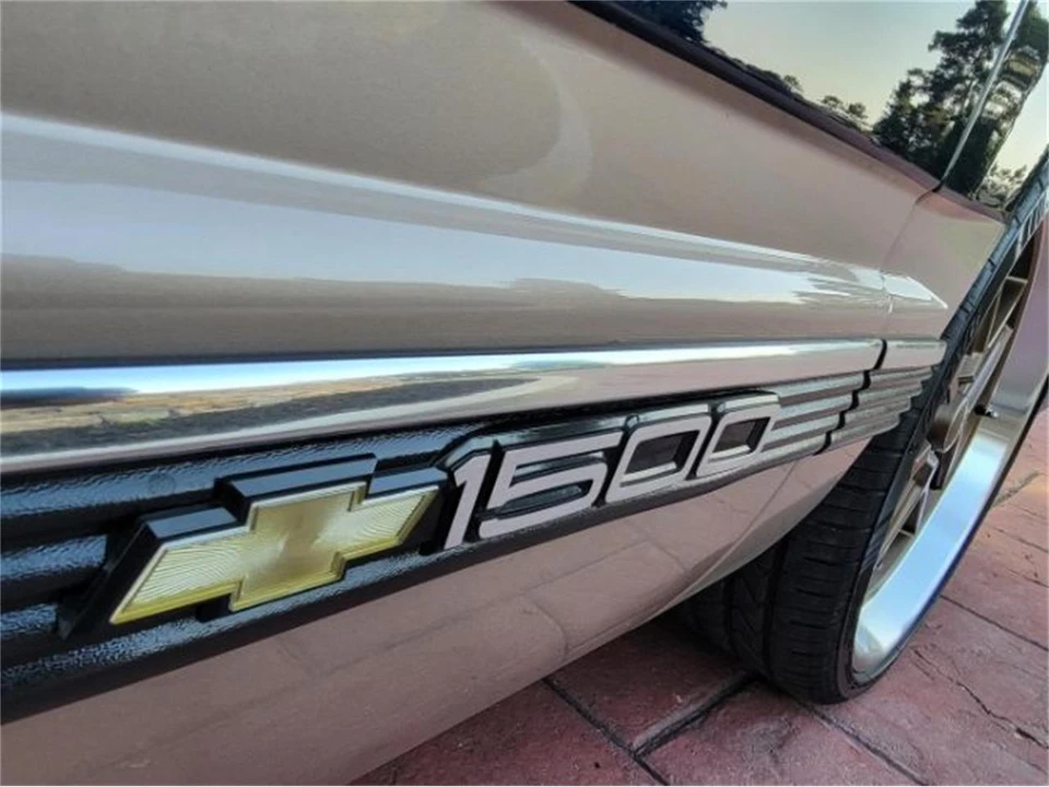 1993 Chevrolet C/K 4th Gen - Image 28 of 30
