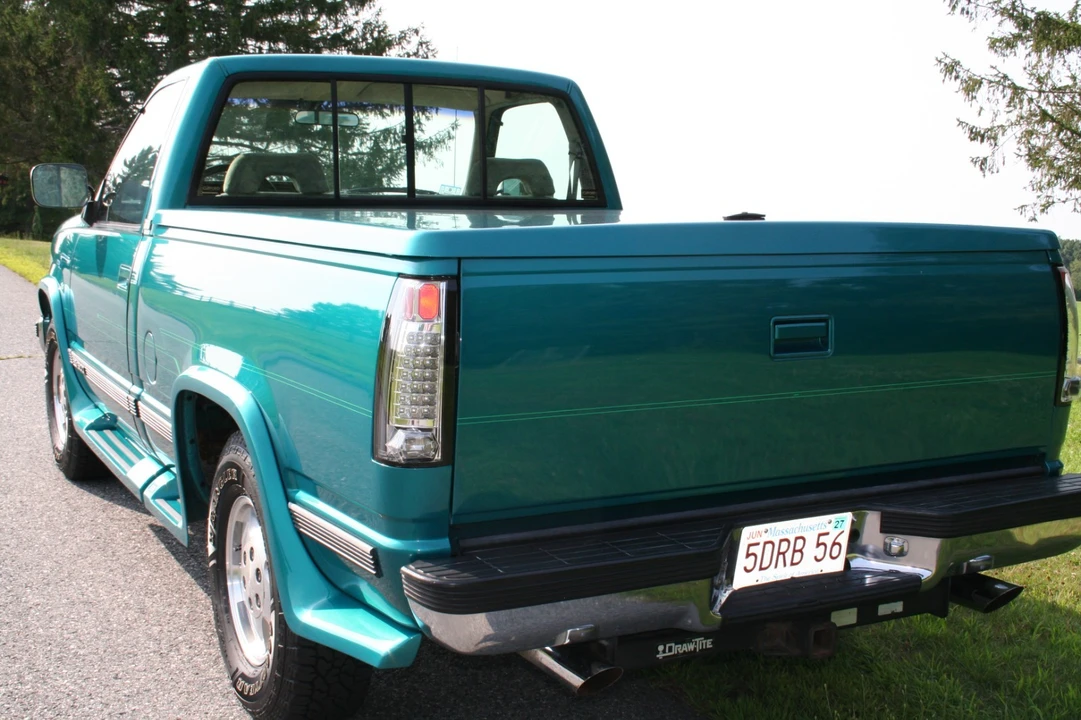 1993 Chevrolet C/K 4th Gen - Image 2 of 31