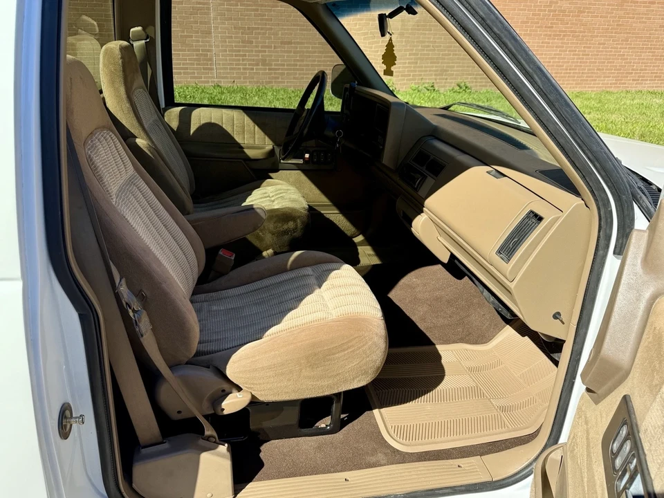 1993 Chevrolet C/K 4th Gen - Image 14 of 21