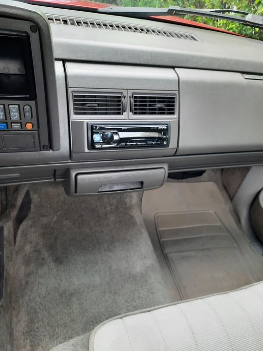 1993 Chevrolet C/K 4th Gen - Image 15 of 21