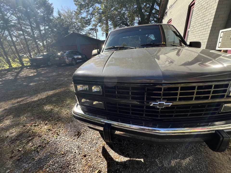 1993 Chevrolet C/K 3rd Gen - Image 2 of 14