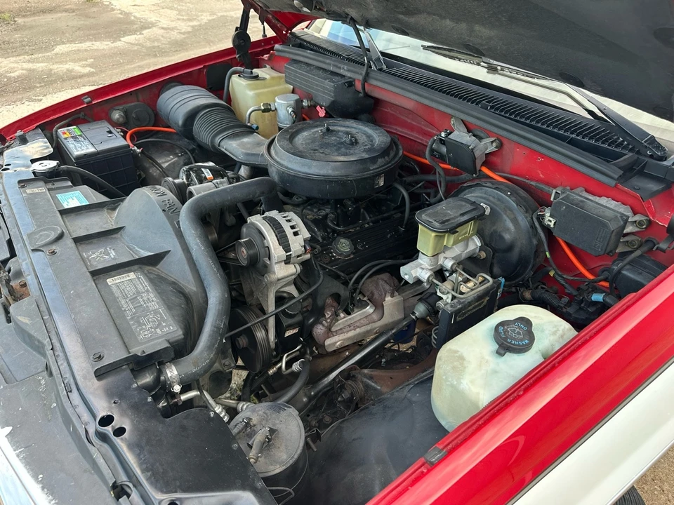 1993 Chevrolet C/K 4th Gen - Image 26 of 29