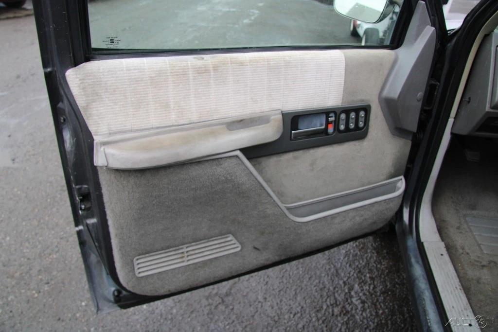 1993 Chevrolet C/K 4th Gen - Image 10 of 21