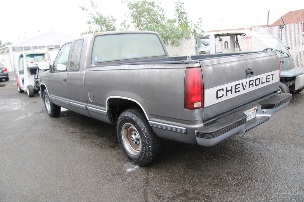 1993 Chevrolet C/K 4th Gen - Image 4 of 21
