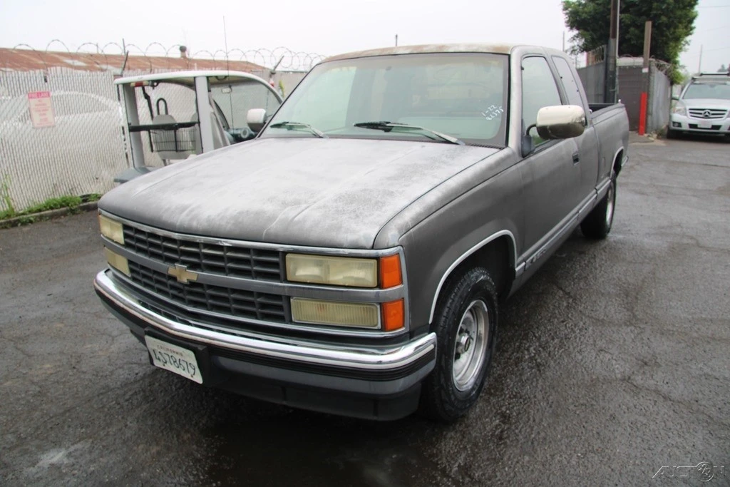 1993 Chevrolet C/K 4th Gen - Image 2 of 21