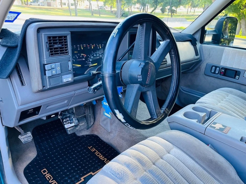 1993 Chevrolet C/K 4th Gen - Image 16 of 21