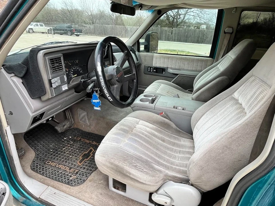 1993 Chevrolet C/K 4th Gen - Image 8 of 21