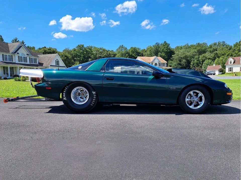 1993 Chevrolet Camaro 4th Gen - Image 2 of 26