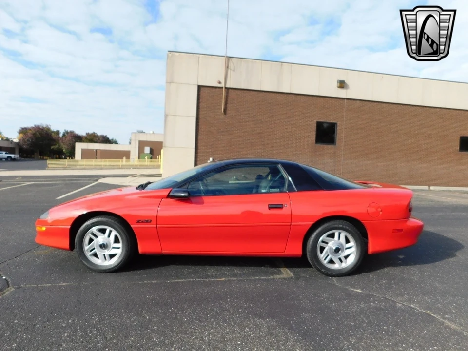 1993 Chevrolet Camaro 4th Gen - Image 3 of 21
