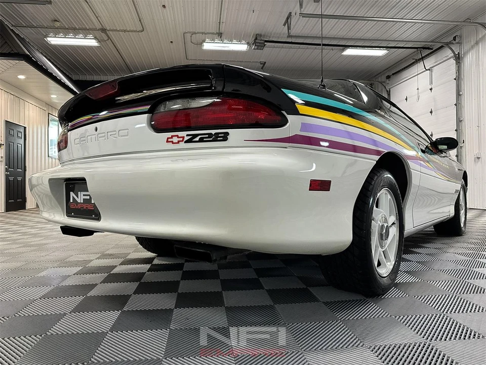 1993 Chevrolet Camaro 4th Gen - Image 19 of 31