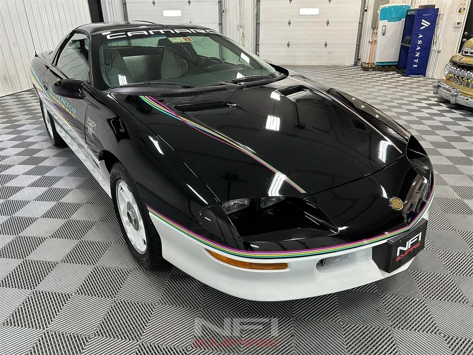 1993 Chevrolet Camaro 4th Gen - Image 5 of 31