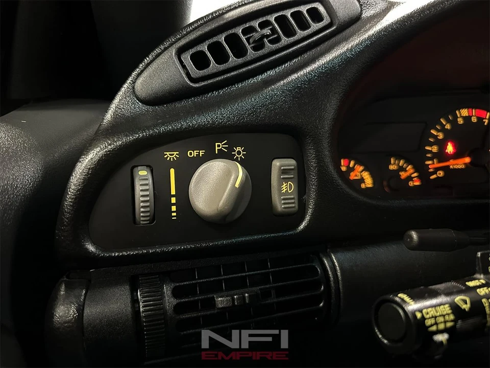 1993 Chevrolet Camaro 4th Gen - Image 29 of 31