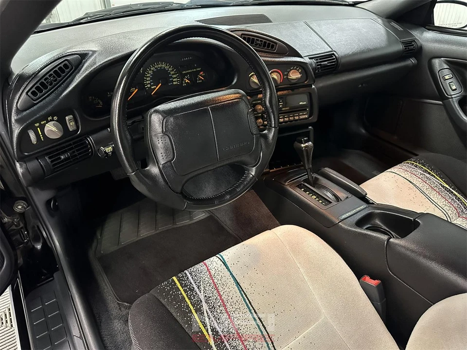 1993 Chevrolet Camaro 4th Gen - Image 23 of 31