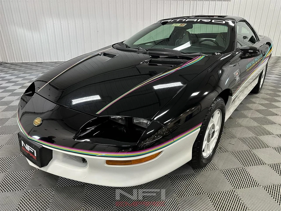 1993 Chevrolet Camaro 4th Gen - Image 3 of 31