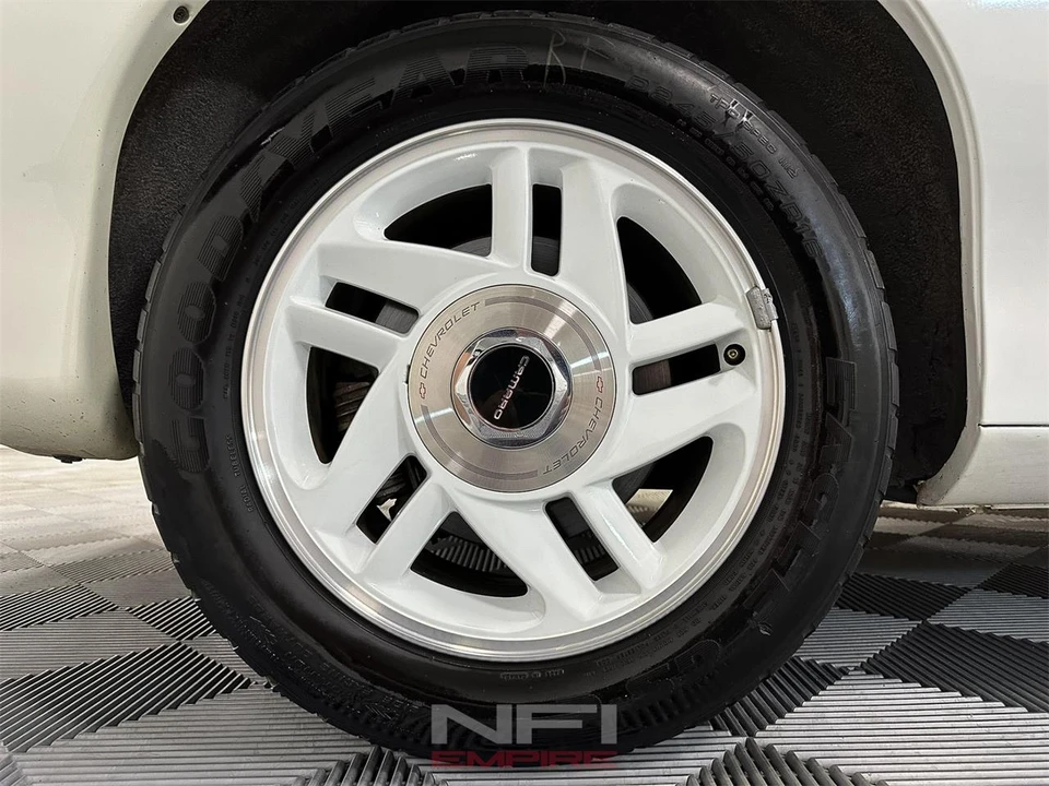1993 Chevrolet Camaro 4th Gen - Image 18 of 31