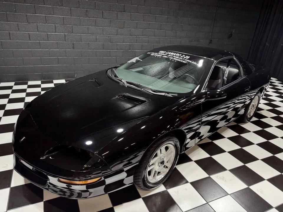 1993 Chevrolet Camaro 4th Gen - Image 16 of 31