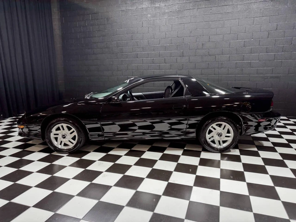 1993 Chevrolet Camaro 4th Gen - Image 7 of 31