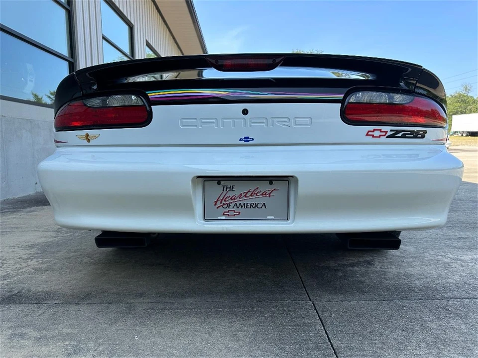 1993 Chevrolet Camaro 4th Gen - Image 22 of 31