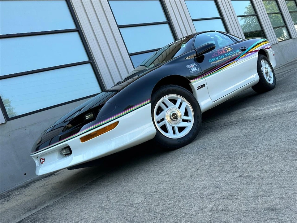 1993 Chevrolet Camaro 4th Gen - Image 23 of 31