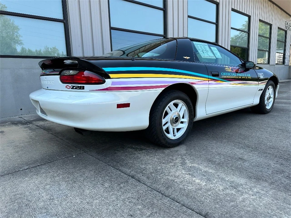 1993 Chevrolet Camaro 4th Gen - Image 20 of 31